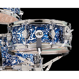 DW Design 6 Piece Drum Set, with Hardware without Throne, Blue Lightning Limited Edition