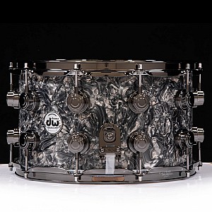 DW Collector's DRX10814SSN084 14x8 inch SSC Maple Snare Drum, Silver Abalone with Black Nickel